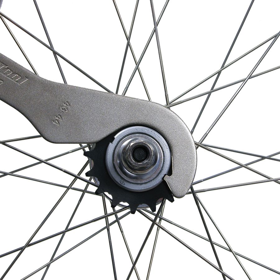 Fixed gear store lockring tool