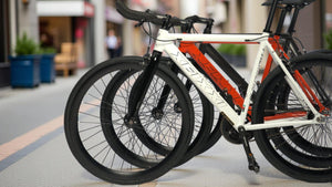 Build the Ultimate Fixie: PREMIÈRE V3 and Custom Carbon Wheels Take Center Stage
