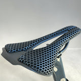 3D-printed carbon rail saddle of XFIXXI VÉLO VITE Low Pro Track Bike