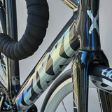 XFIXXI VÉLO VITE Low Pro track bike head tube and down tube in blue and black