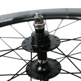 Close-up of XFIXXI VITE AERIUM86 rear hub with fixed gear cog detail