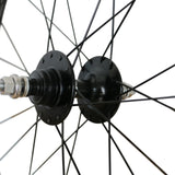 Close-up of XFIXXI VITE AERIUM86 flip-flop rear hub and axle for fixed gear and single speed setup