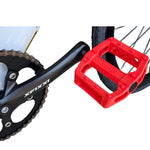 XFIXXI PREMIÈRE V3 O Canada Limited Edition Fixie Bike pedal close up